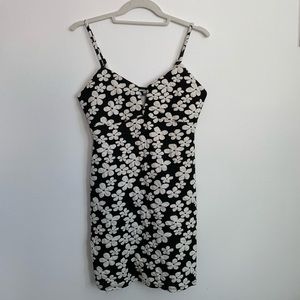Mini Dress : Floral Pattern